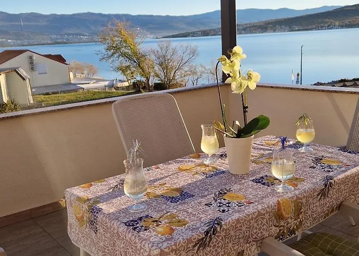Apartament By The Sea