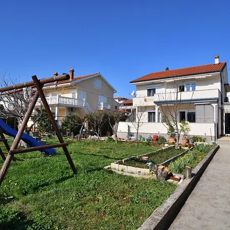 By The Sea Appartement *